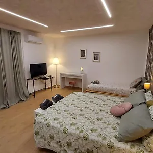 Ferienhaus Dn House, Catania